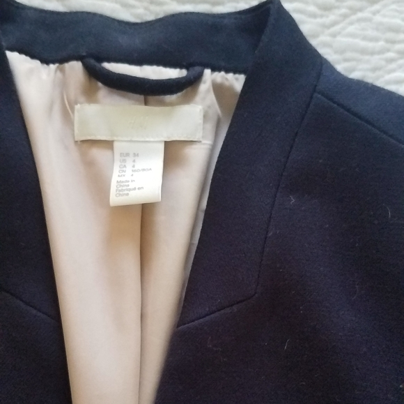 H&M navy blazer - Picture 2 of 2
